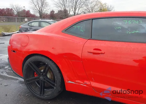 2015 Chevrolet Camaro 1Lt из США, поврежденный, VIN 2G1FD1E31F9286407